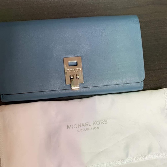 MK collection wallet - Picture 4 of 5